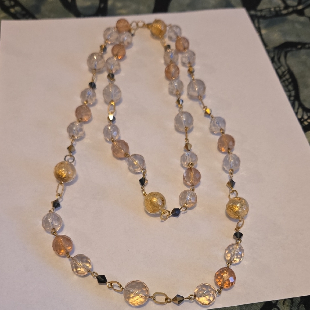 Elegant Gold and Crystal Beaded Necklace